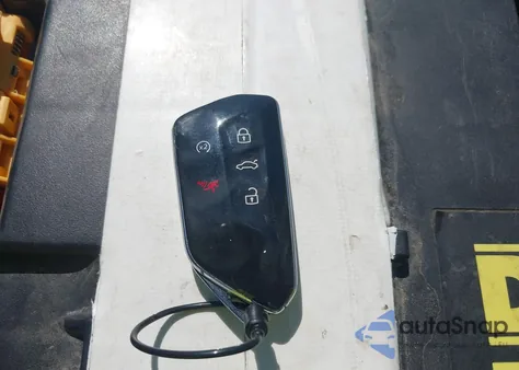 2024 Volkswagen Atlas 2.0T Se W/Technology from USA, damaged, VIN 1V2HR2CA9RC531636